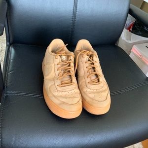 Nike shows good condition